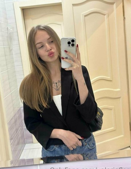 valerieflor star art gallery