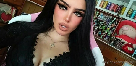 spectry free model pictures