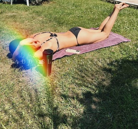 Daddyslilmonster22 perfect model image