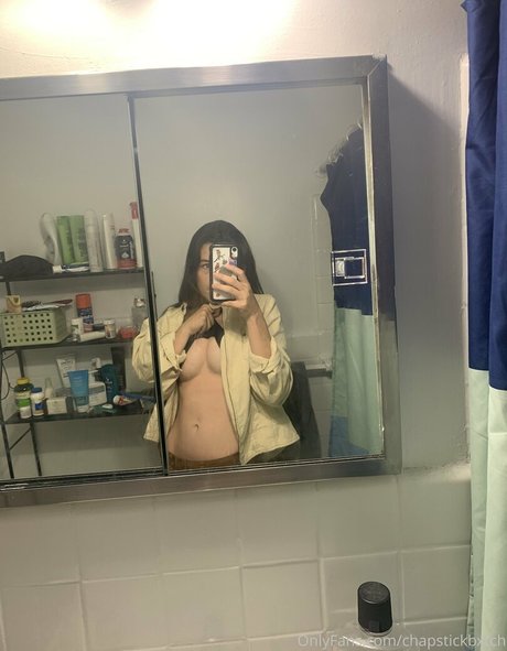 chapstickbxtch erotic actress pictures