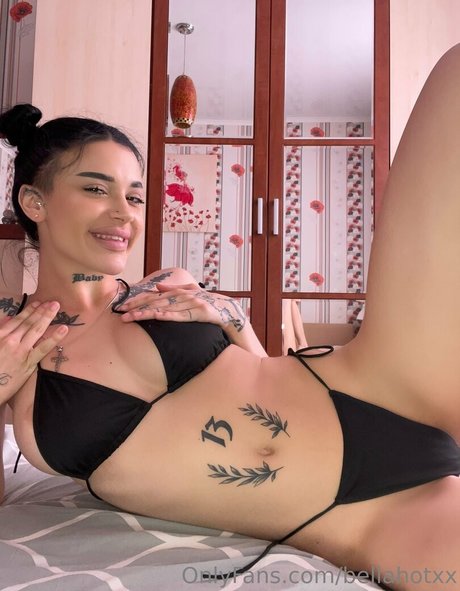 bellahotxx model porn photo