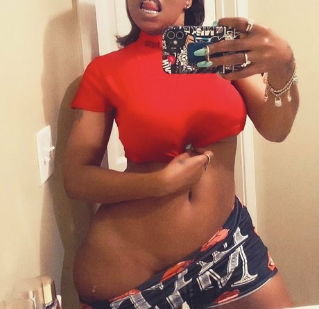 DejaBooty1 pornstar beautiful picture