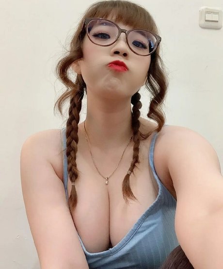 Kimi Hime pornstar beautiful gallery