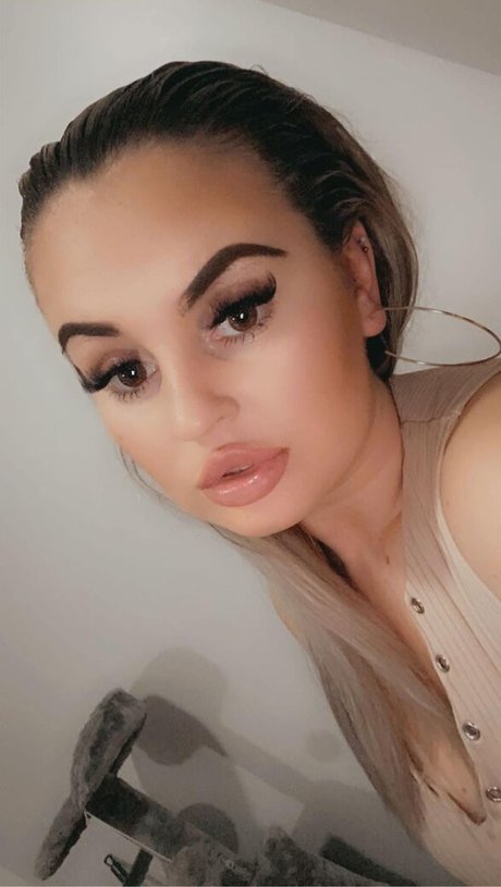 D arcy Ingle erotic pornstar pics