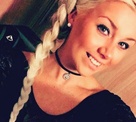 Lauren H model top pics