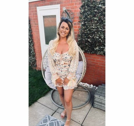 Lauren H model perfect pic