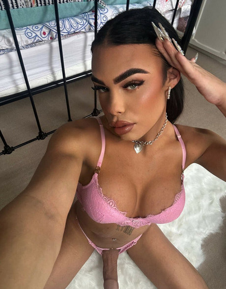 jessxxxtra beautiful model image