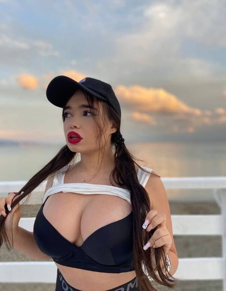 Kittyhere17 star best images