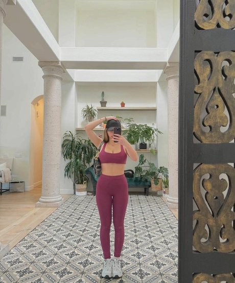 Sara Bella Harris art actress images