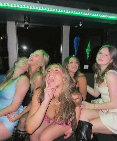 Sara Bella Harris perfect pornstar pictures