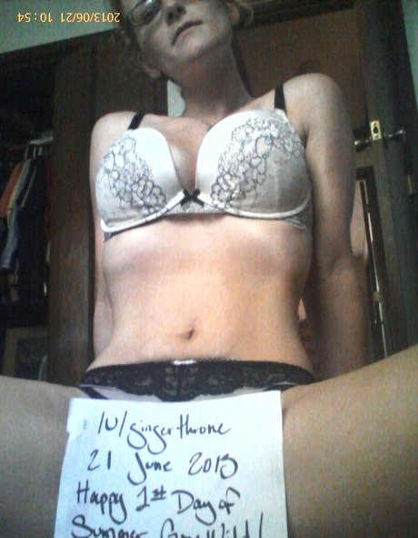 gingerthrone pretty model picture