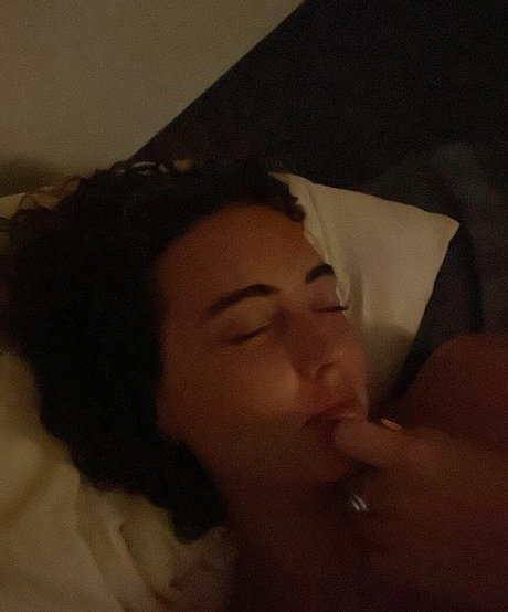 Ondine Mirosch model exclusive photo