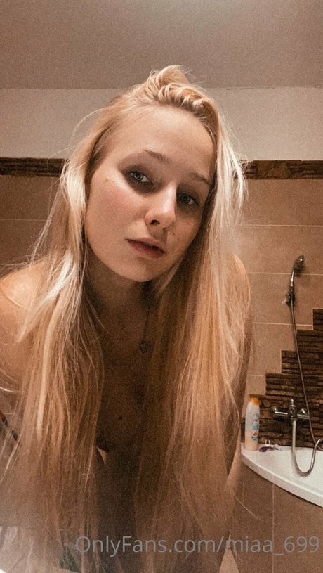 miaa 699 porn star image