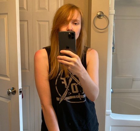 Amanda The Jedi star hd pictures