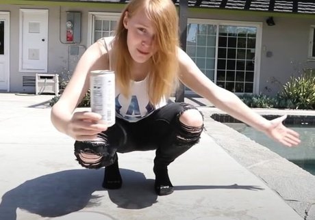 Amanda The Jedi pretty pornstar pics