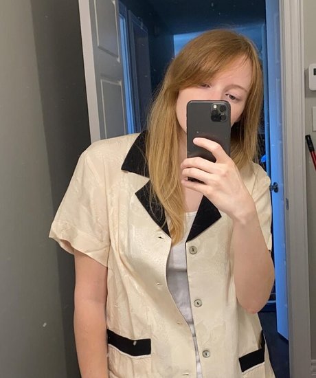 Amanda The Jedi model naked img