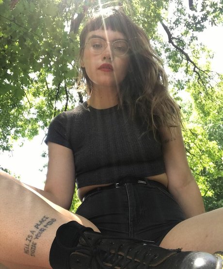 Bree McGee porn model pics