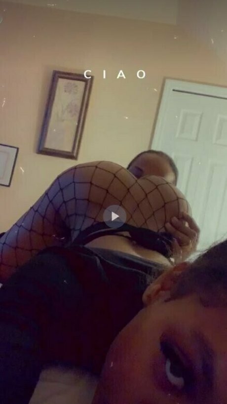 hazelqveen hot model pic