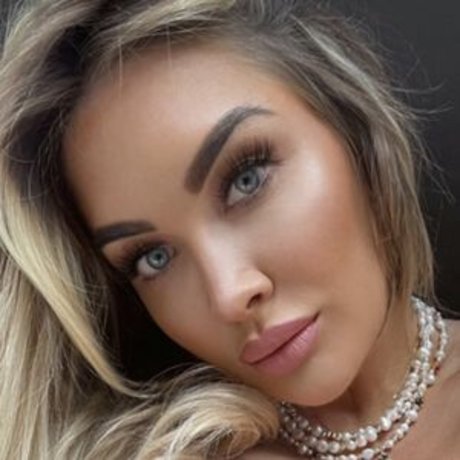 Miss Brooke Lyn nudes star gallery