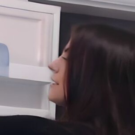 Notanyla model erotic photos