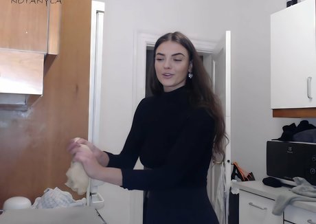 Notanyla sex model img