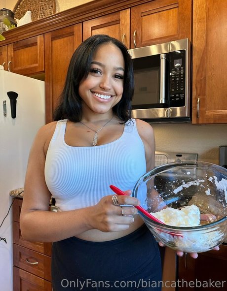 biancathebaker star naked pic