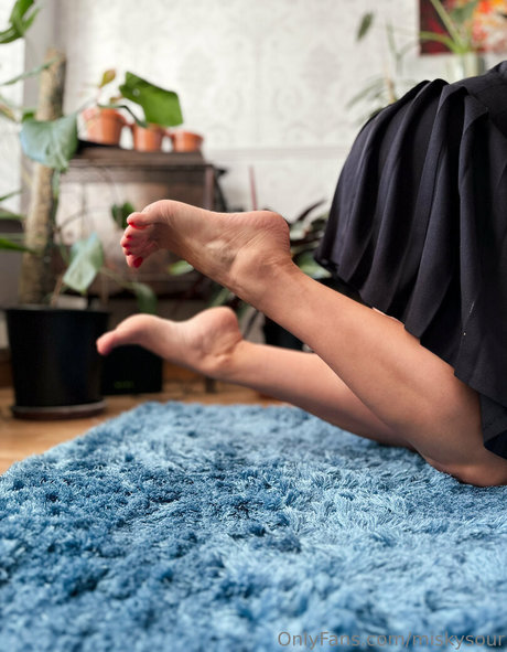 miskysour model nice img