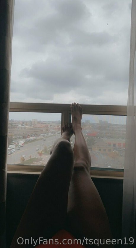 tsqueen19 naked star picture