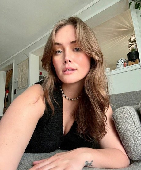 Eva Kay Serres sexy actress images