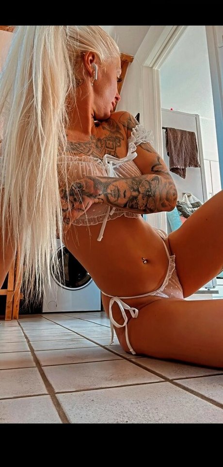 Mis spicy erotic star images