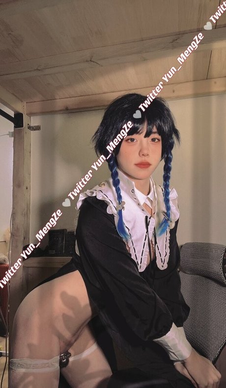 Yun MengZe adult model pictures