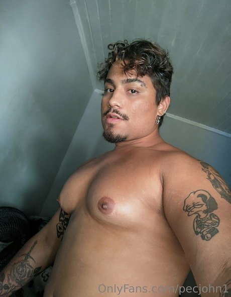 pecjohn1 nude model photo
