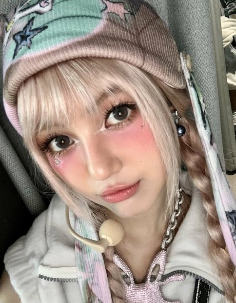 Danielle Marsh hot star picture