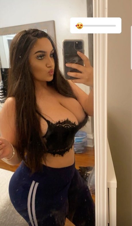 Jennah Hamdan star nude img