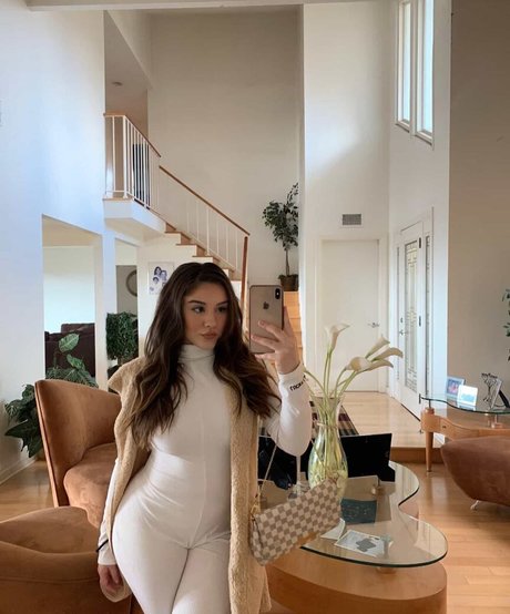 mamibree erotic pornstar pictures