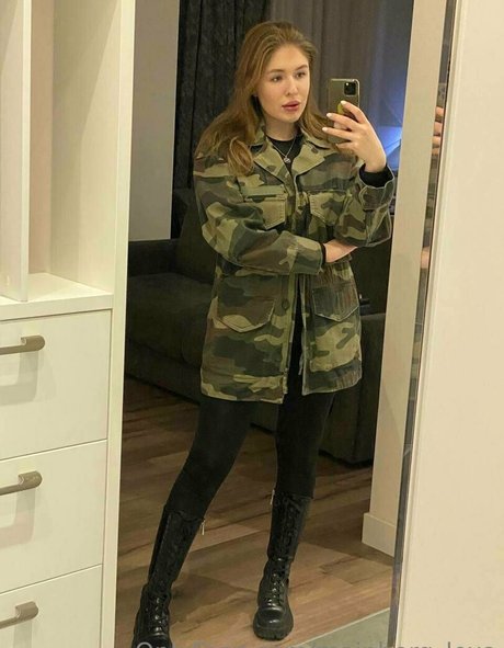 alexa sunny top actress photos