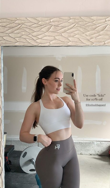 Kikimccurdy pornstar beautiful pic