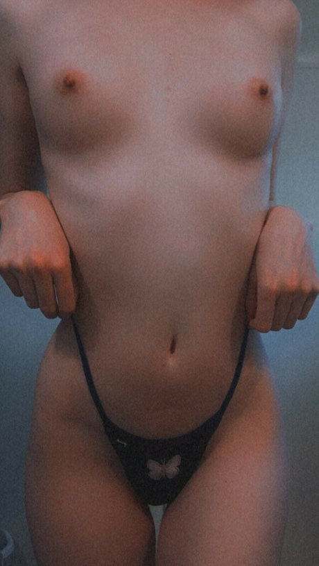 Ashbug16 star naked pics