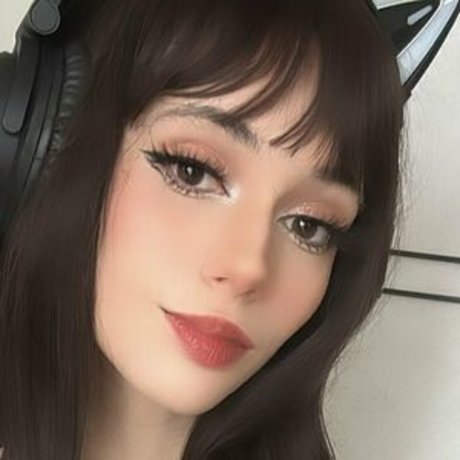 Slutformeows porn actress img