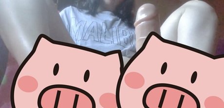 vikavixx exclusive pornstar pic