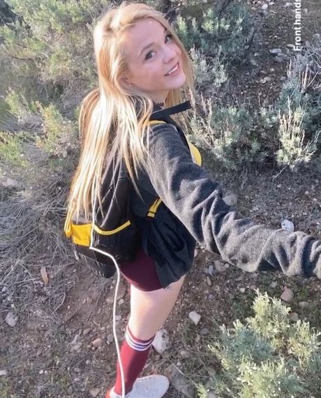 Blondiewondie nude model gallery