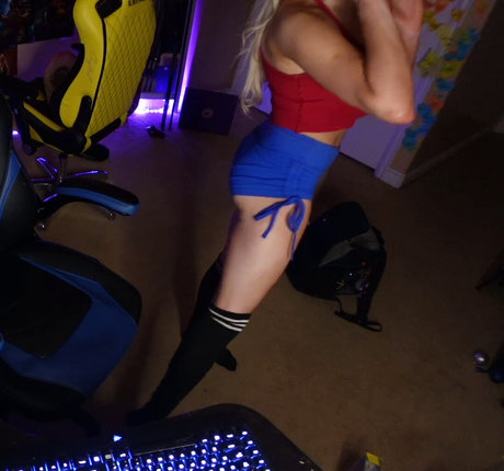 Blondiewondie pornstar gallery