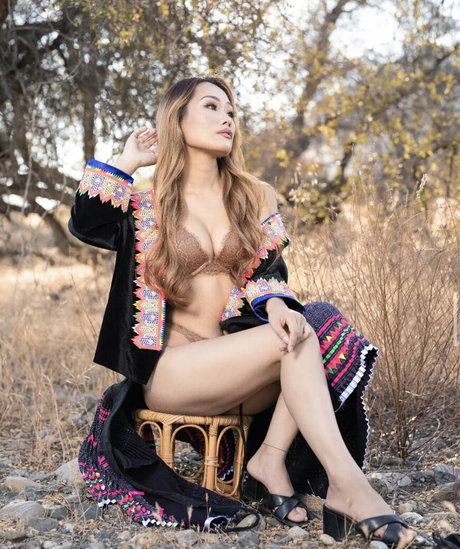 Mai V Yang top pornstar images