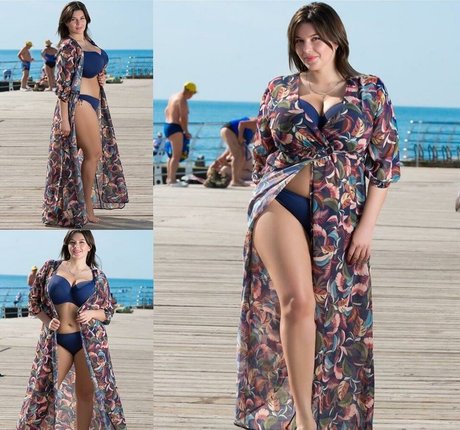 Xenia Queen model hot image