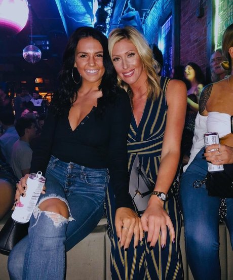 Taylor Horner star free galleries