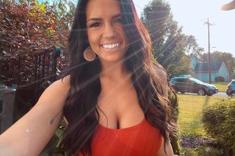 Taylor Horner nude model photo