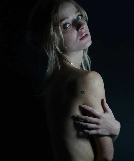 Jackie Evancho perfect star photo