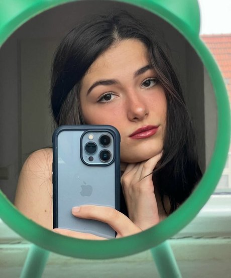 madisonwilson19 exclusive actress archive