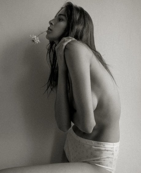 Noa Brener free pornstar photos