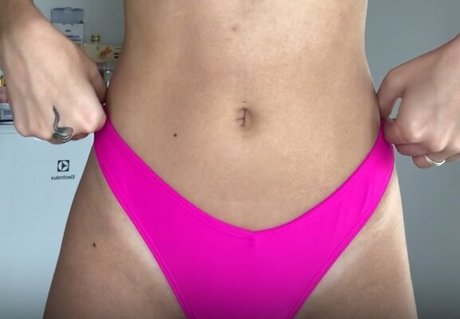 Miafarache perfect star photo